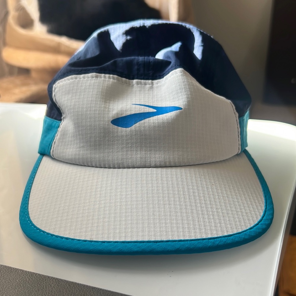 Brooks blue and white hat